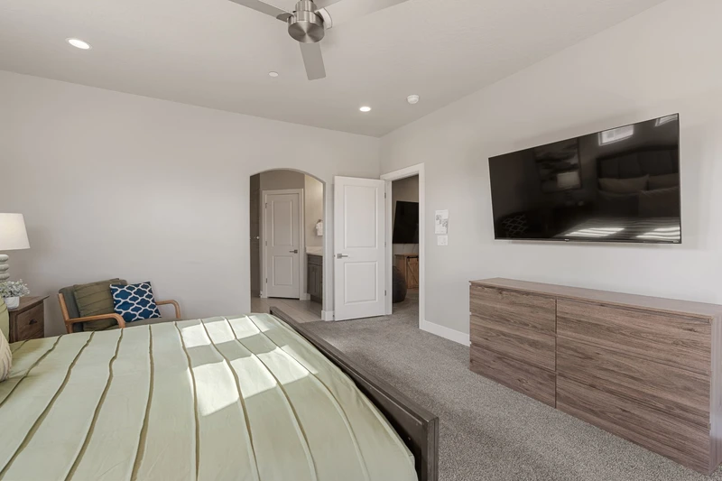 King Bedroom
