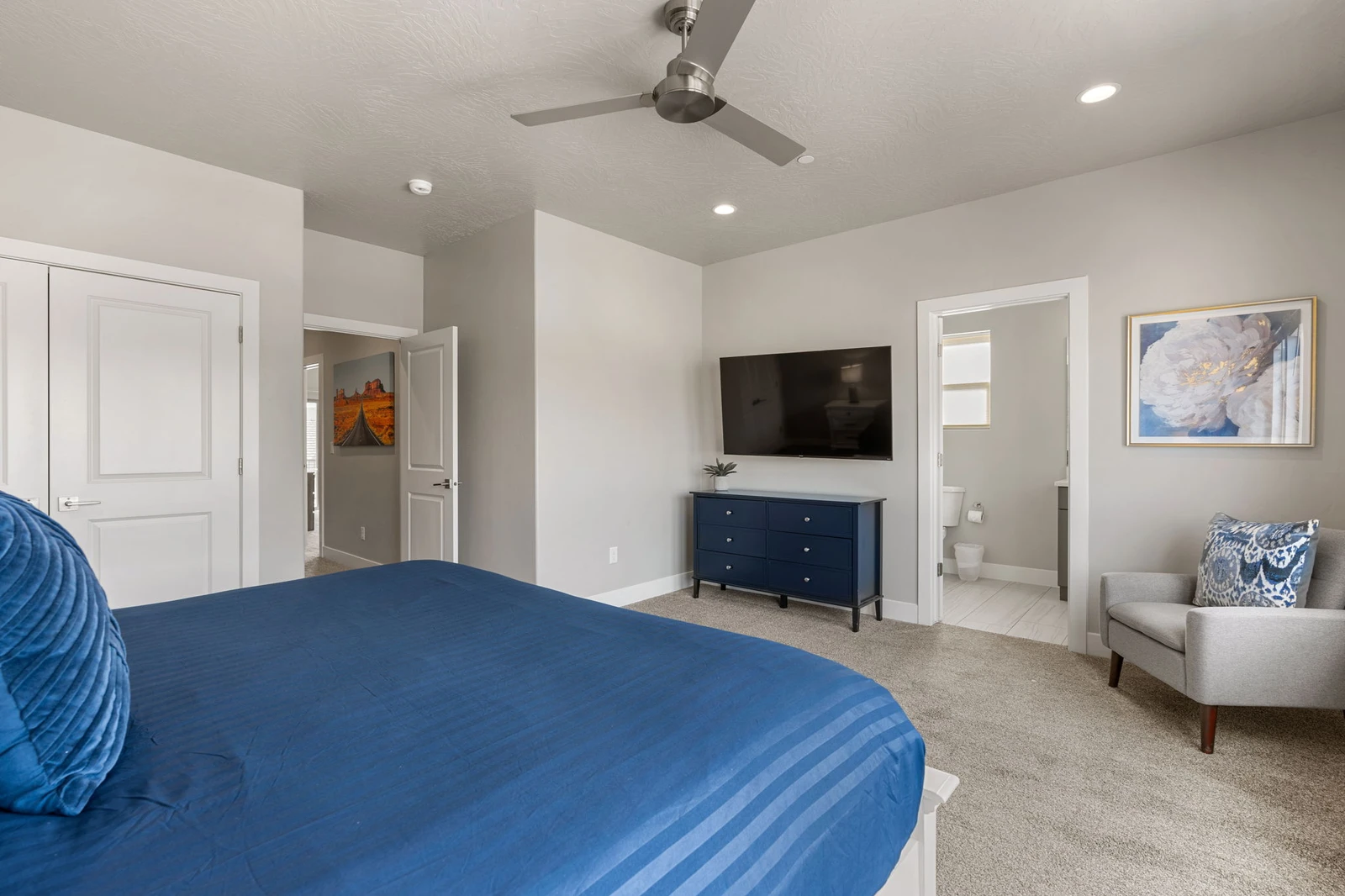 King Bedroom