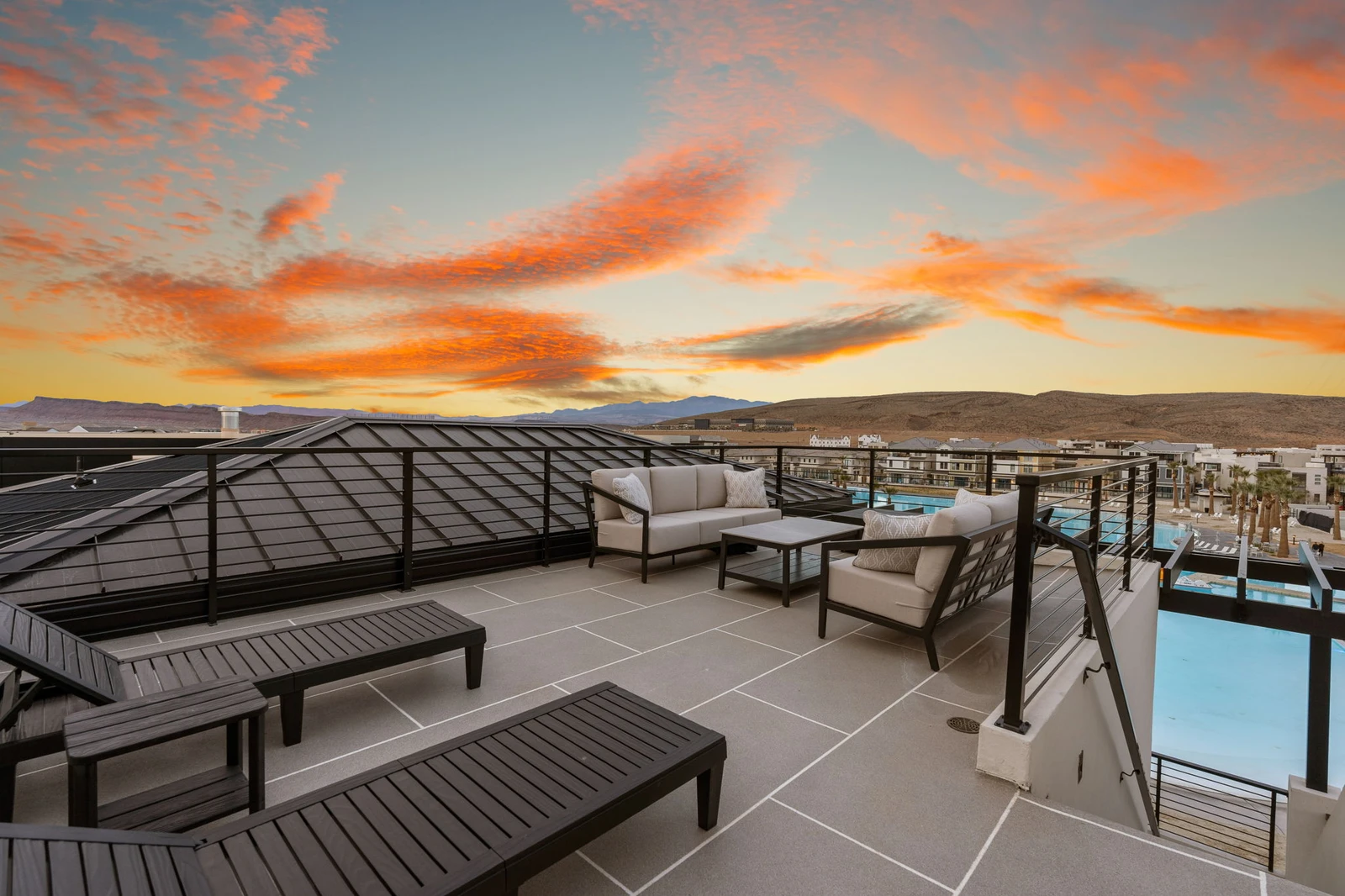 Unit C - Rooftop Deck