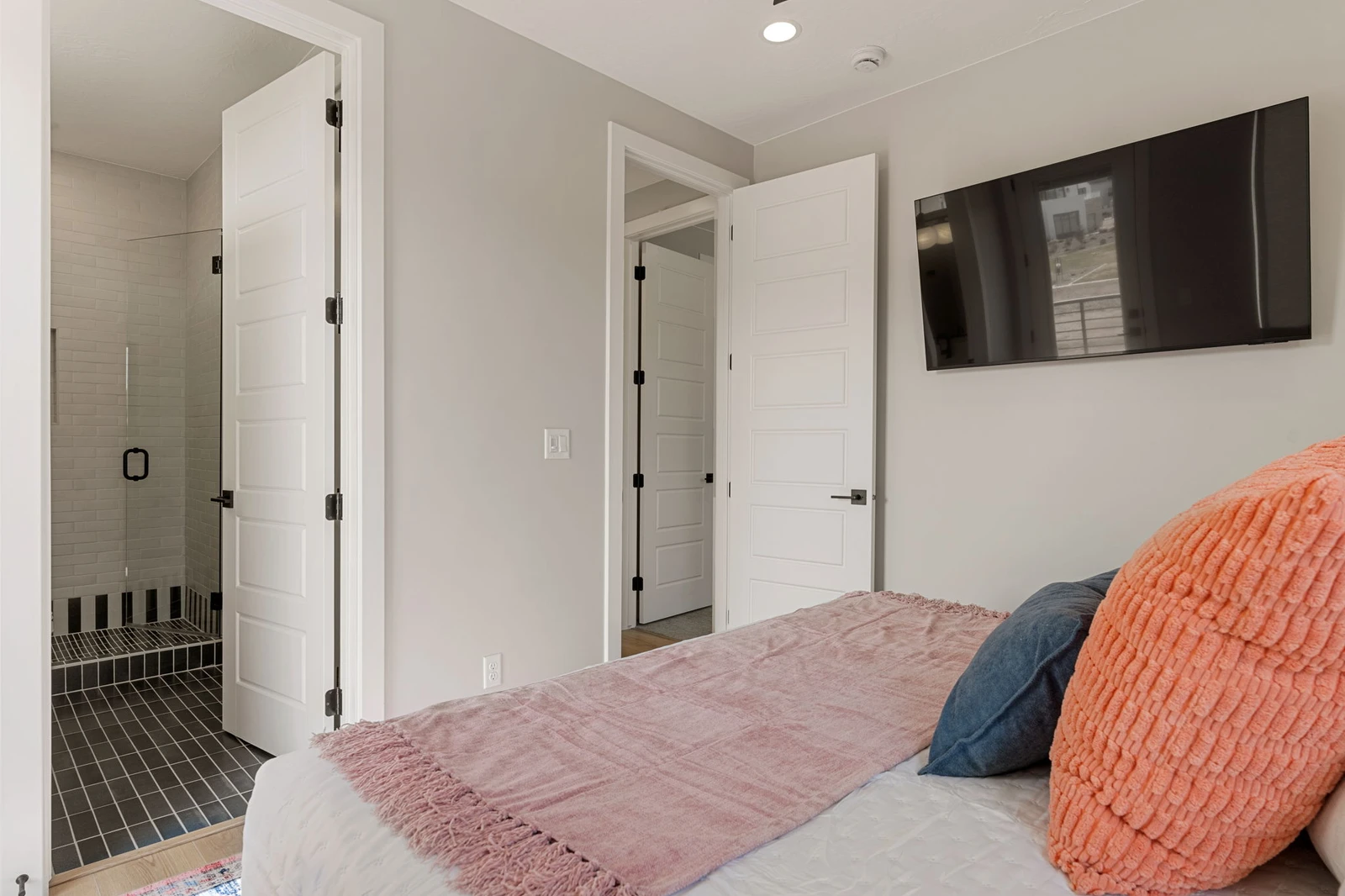 King Bedroom