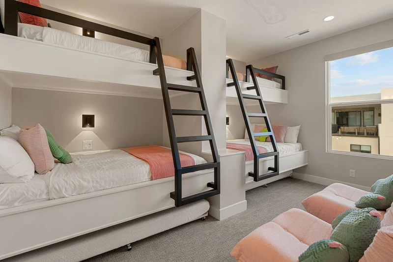 2 Twin/Double Bunks + 2 Twin Trundle Beds