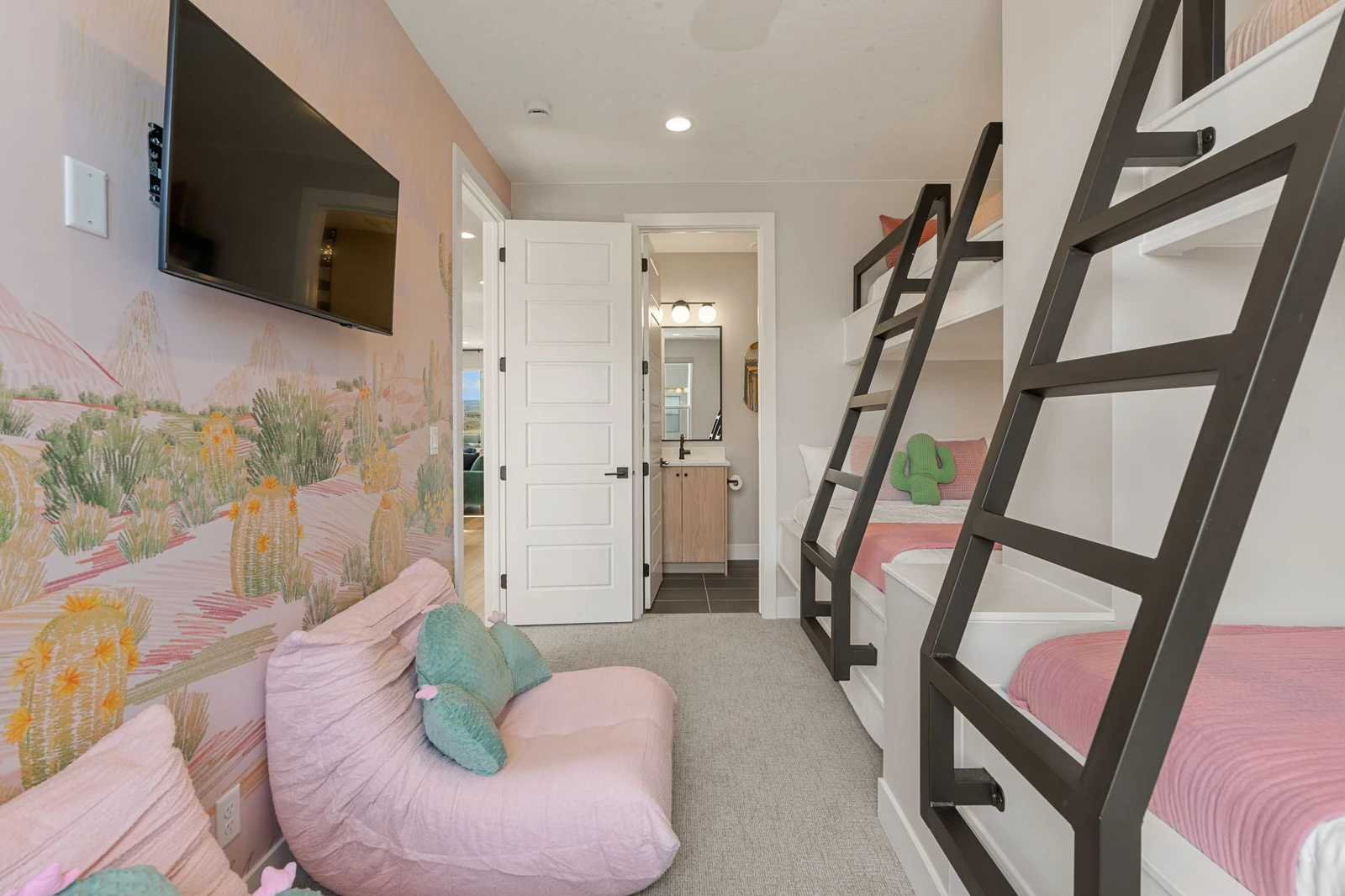 2 Twin/Double Bunks + 2 Twin Trundle Beds