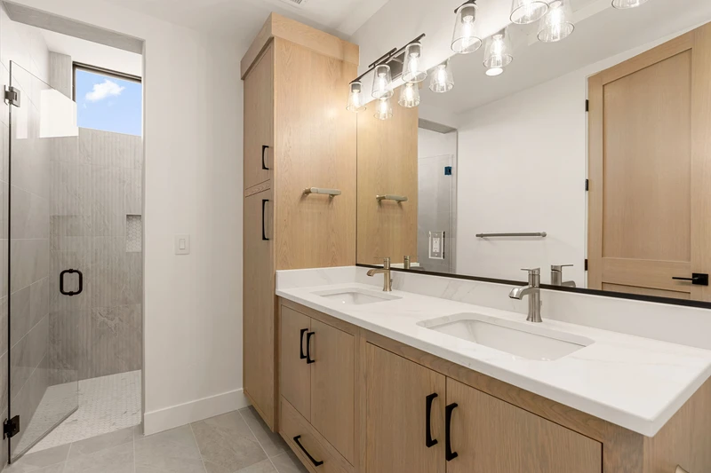 Unit C - Bathroom