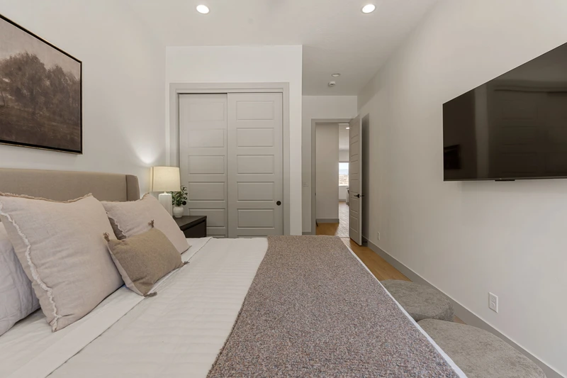 King Bedroom