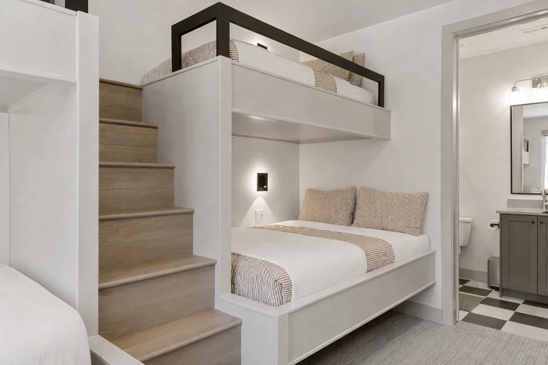 2 Twin/Double Bunks