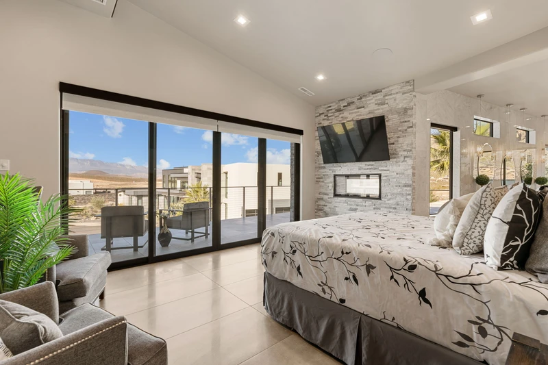 King Bedroom