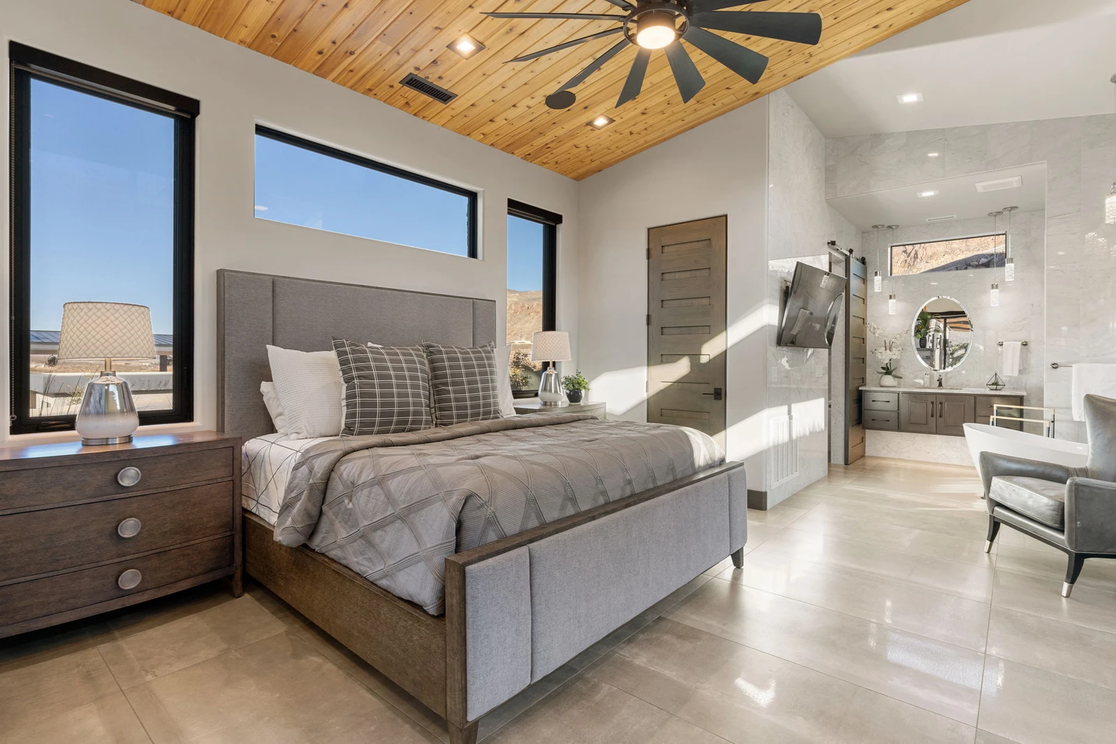 King Bedroom