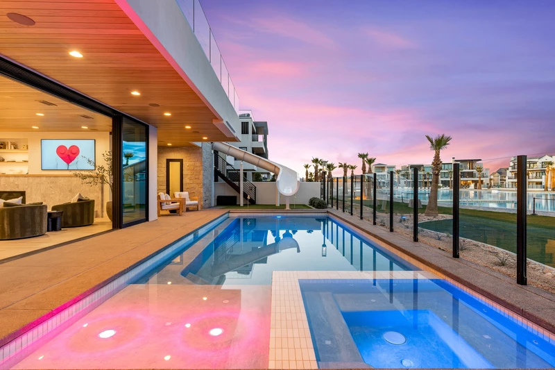 Private Pool