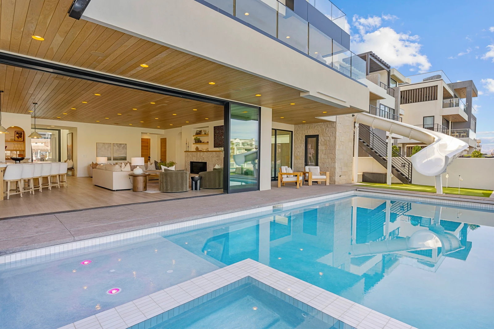 Private Pool