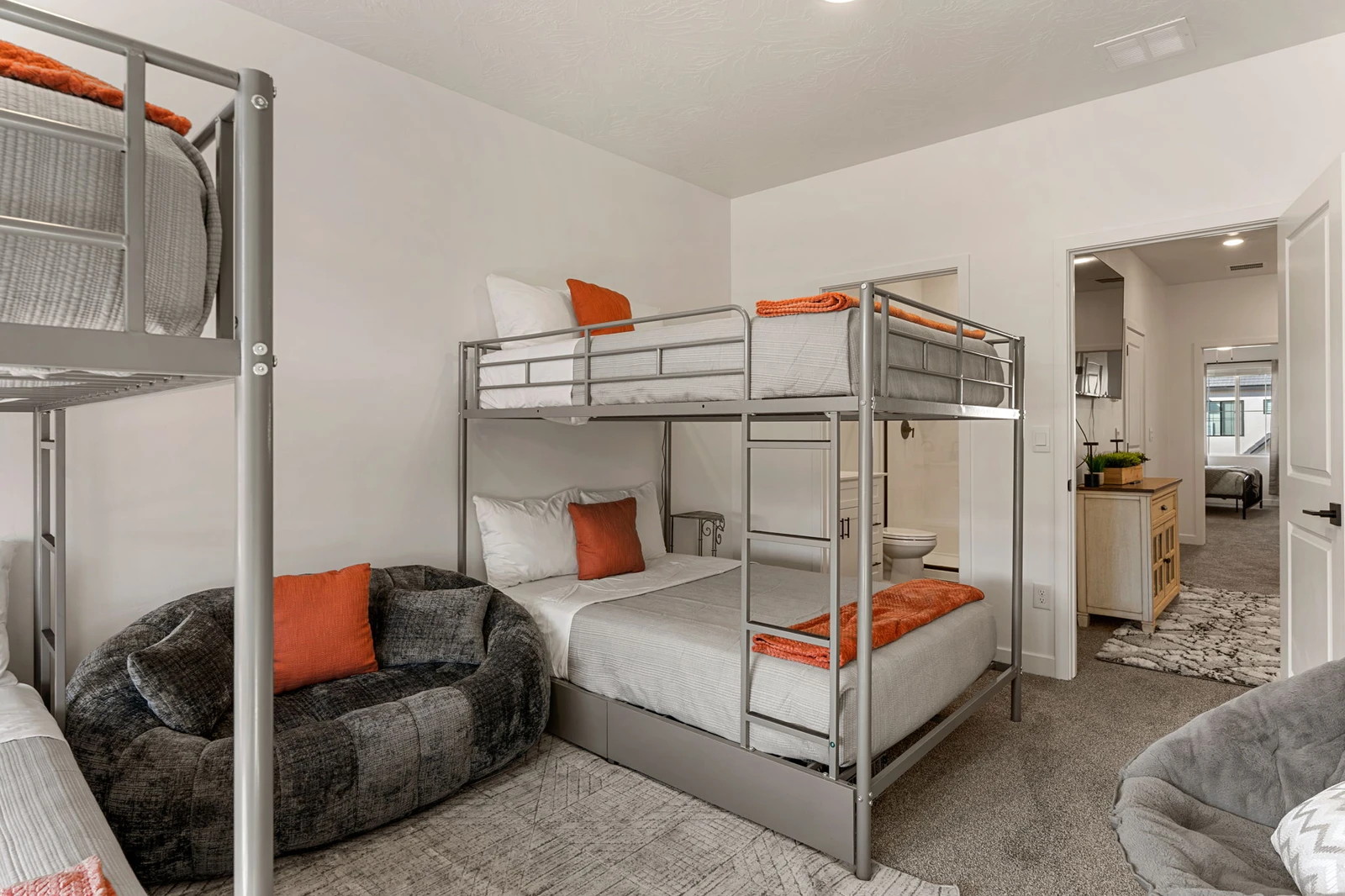 2 Double/Double Bunks