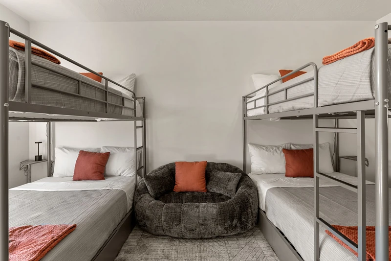 2 Double/Double Bunks
