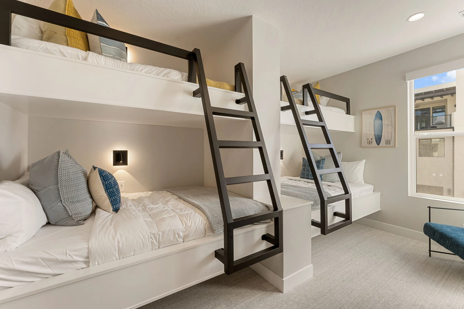 2 Twin/Double Bunks