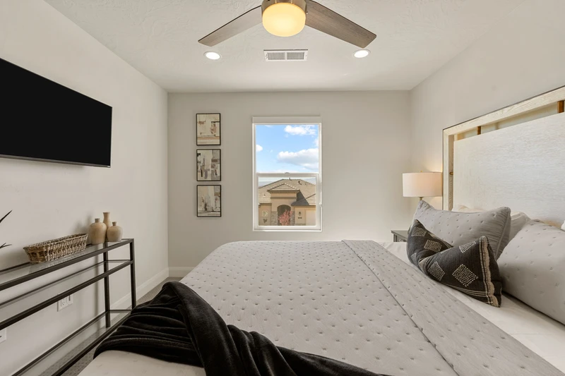 King Bedroom