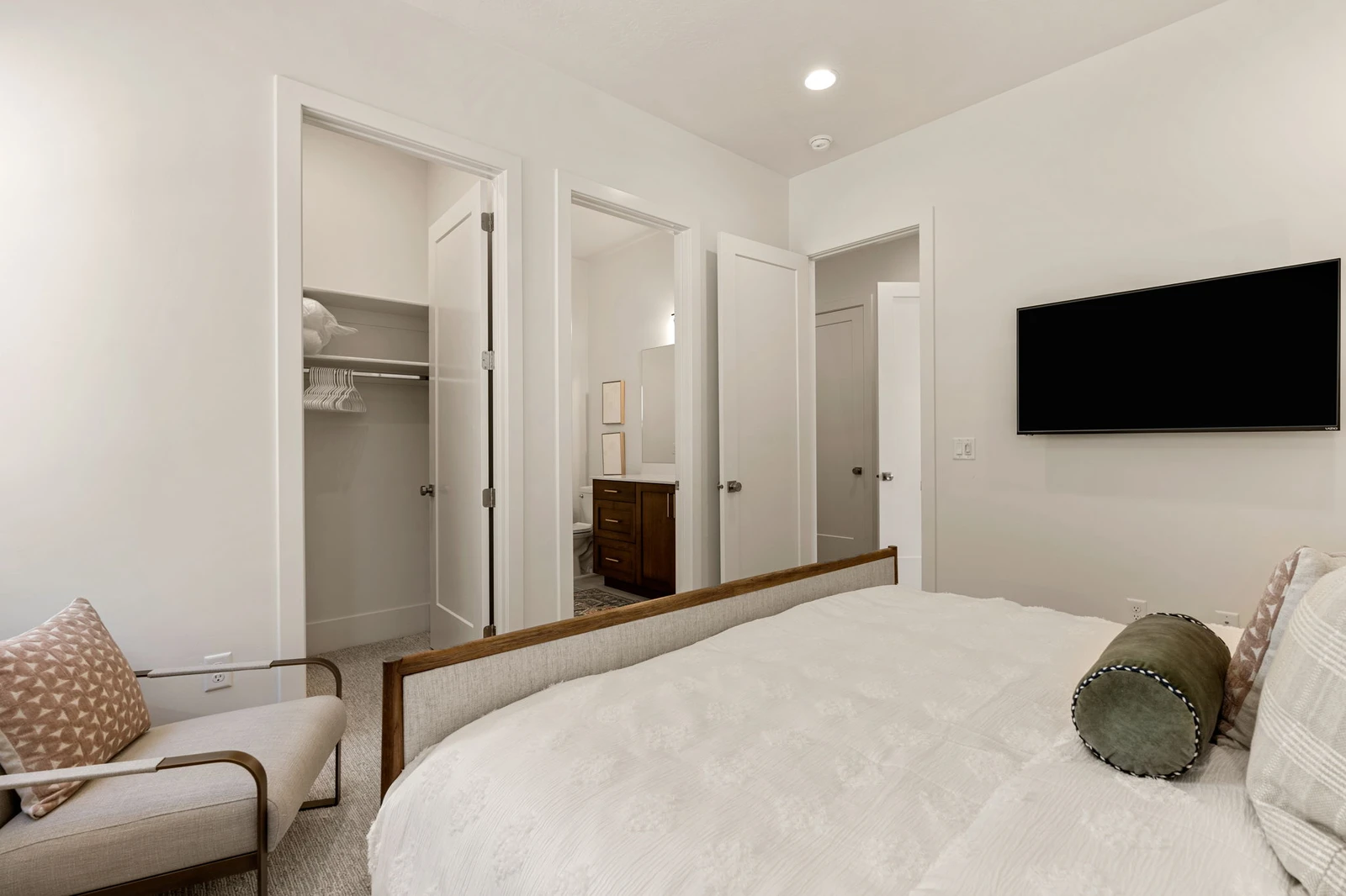 King Bedroom