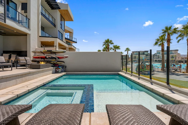 Private Pool