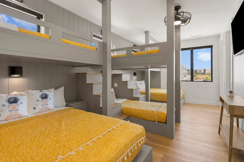 2 Twin/Double Bunks + Twin/Twin Bunk