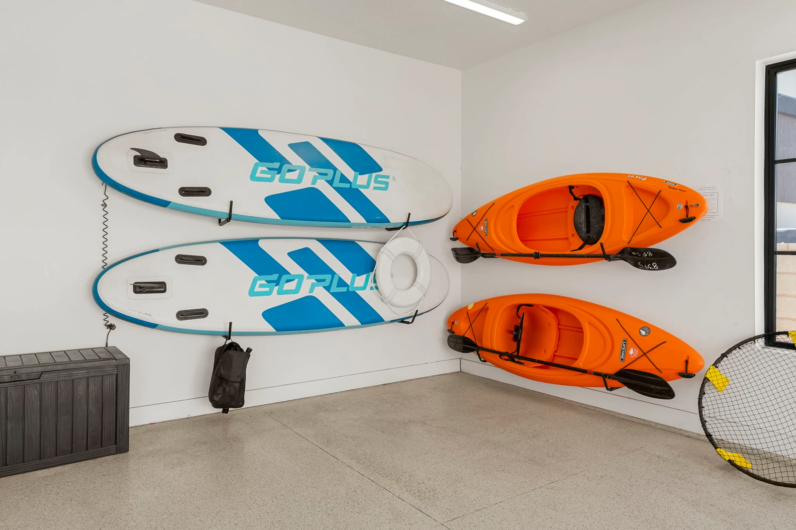 Garage Amenities