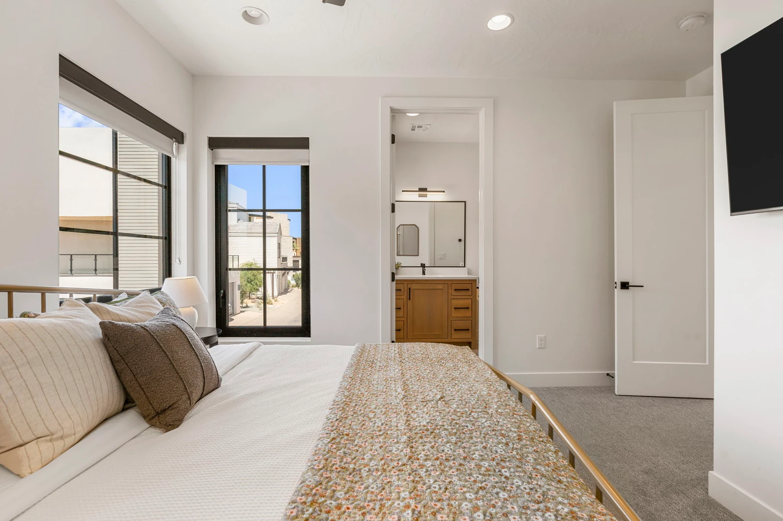 King Bedroom