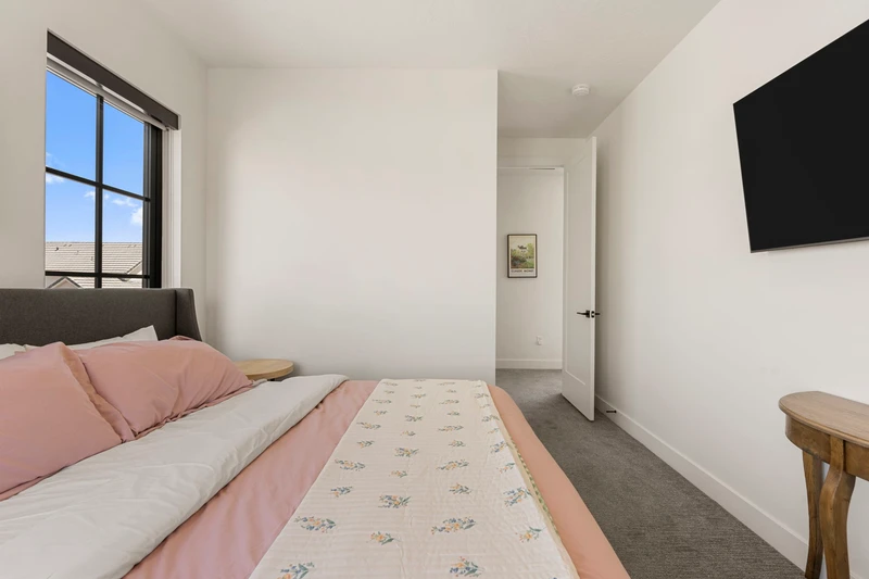 King Bedroom
