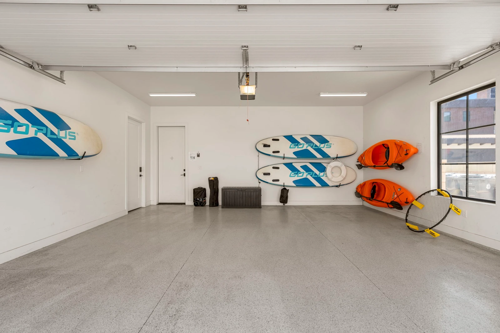 Garage Amenities