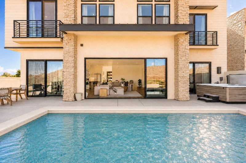 Private Pool