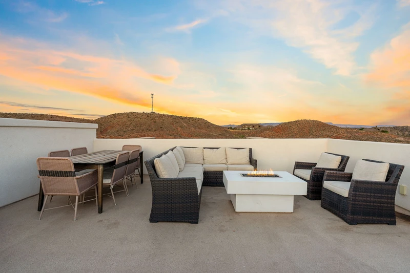 Rooftop Deck