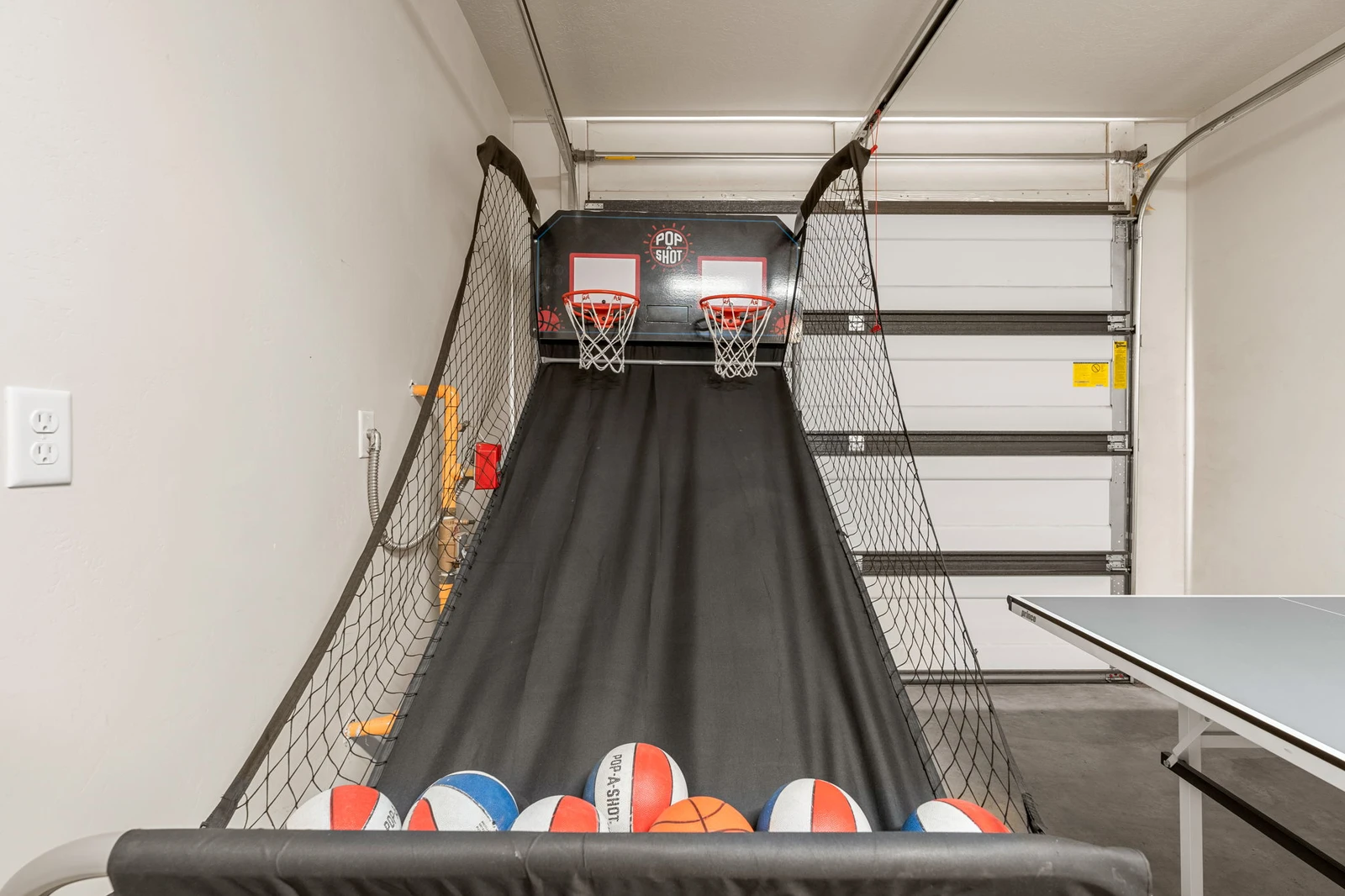 Basketball Shoot Out + Ping Pong