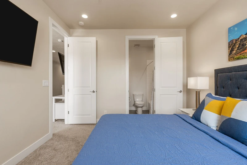 King Bedroom